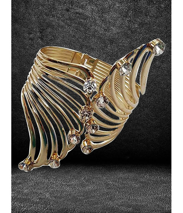 shqbaaz Jewellery Trends by Anika & Gauri, Bracelets from Ishqbaaz, |  Jewelry fashion trends, Handmade fashion jewelry, Bangles jewelry designs