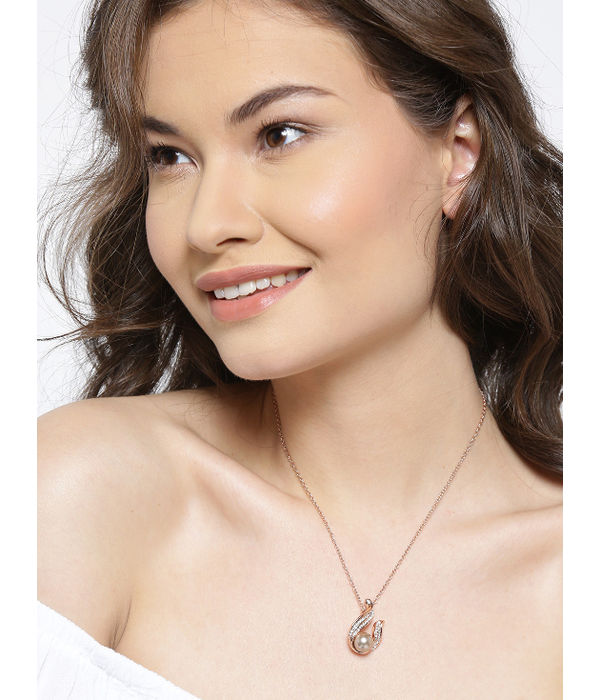 YouBella Gold-Toned Stone-Studded Pendant with Chain