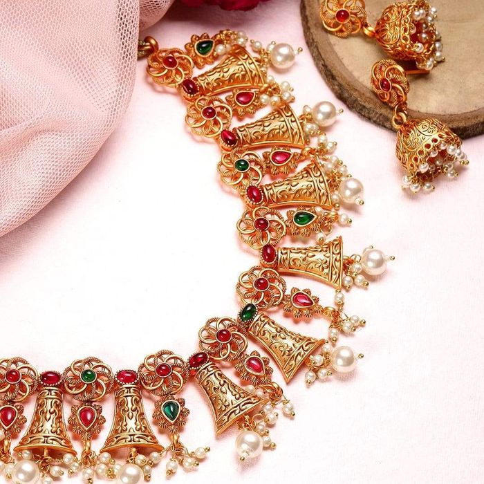 Vendor 2 Rose Gold Plated Appealing CZ Studded Contemporary Necklace Set