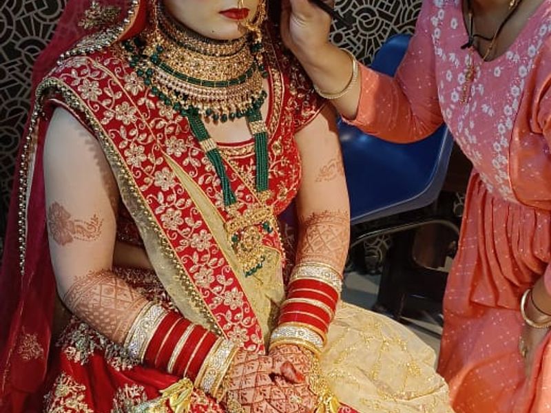 Bridal Makeup for Mehendi and Haldi in Alwar