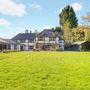 Beeches Cl, Kingswood, Tadworth KT20 6QA, UK