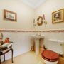 Kempton House, 52 Cholmeley Park, London N6 5AD, UK