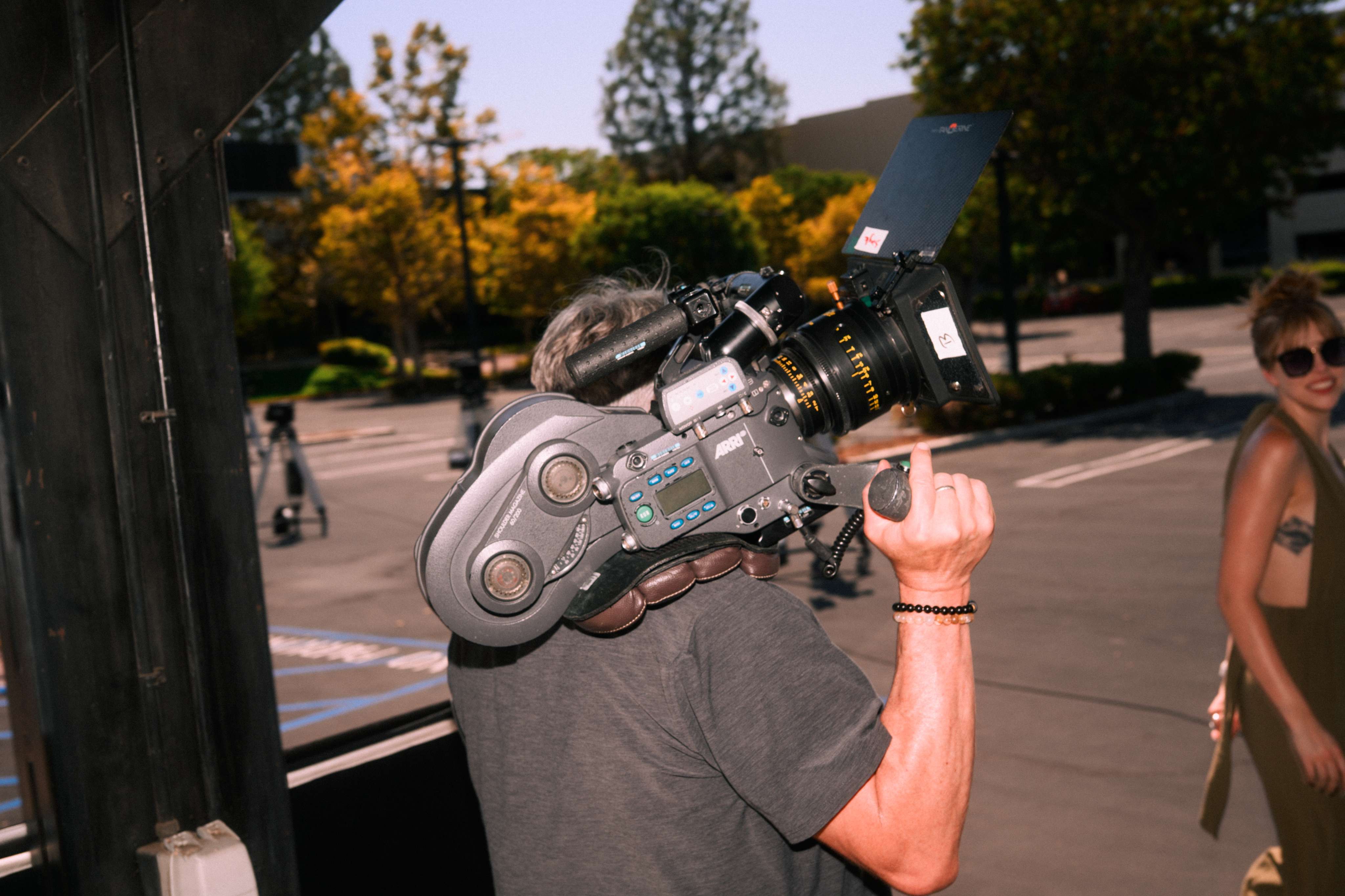 FA on set