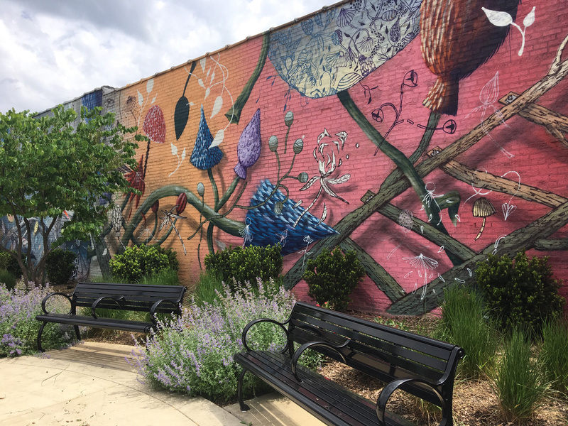 mural in Berwyn by artist Collin van der Sluijs. Tagged: Berwyn Public Art