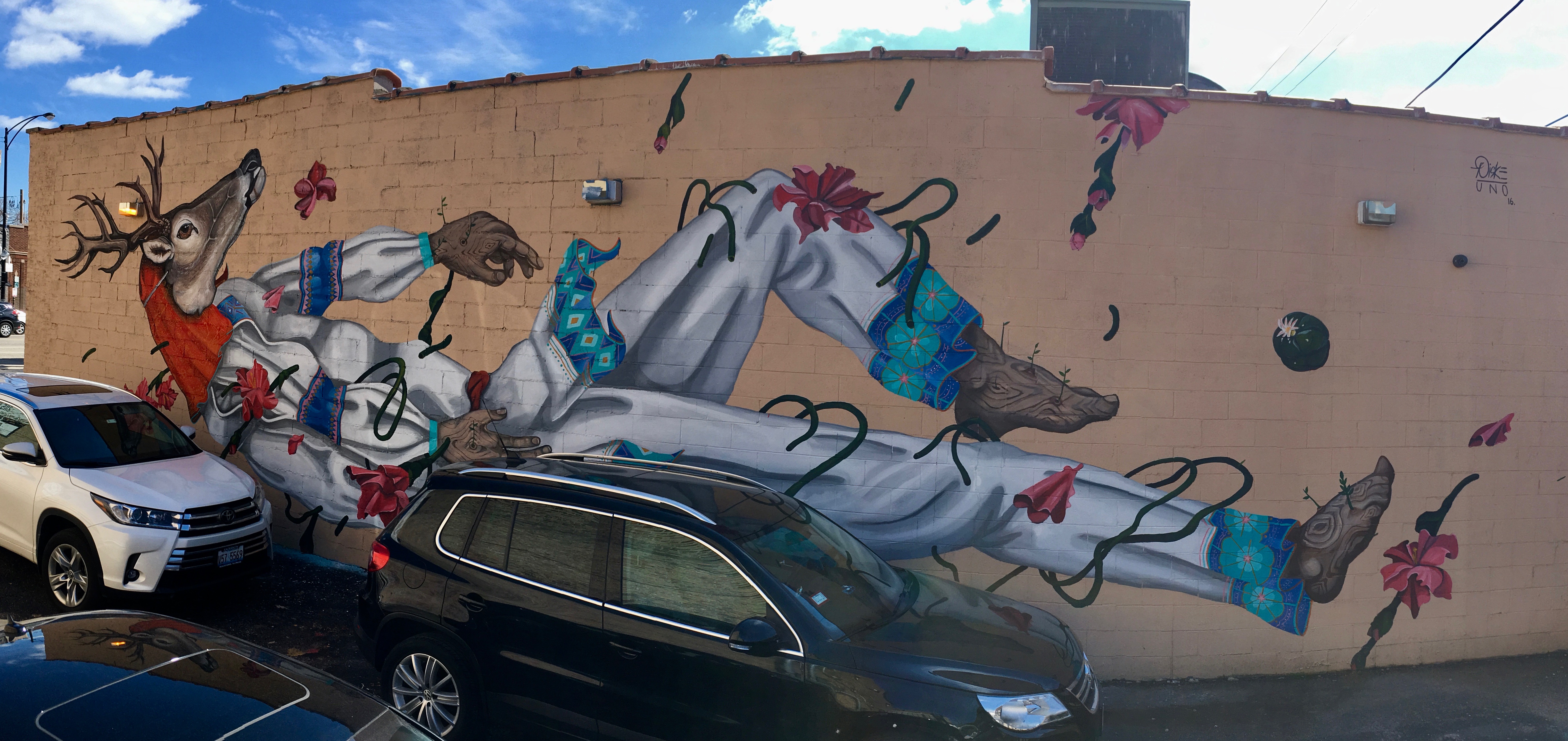 mural in Chicago by artist Diske Uno.