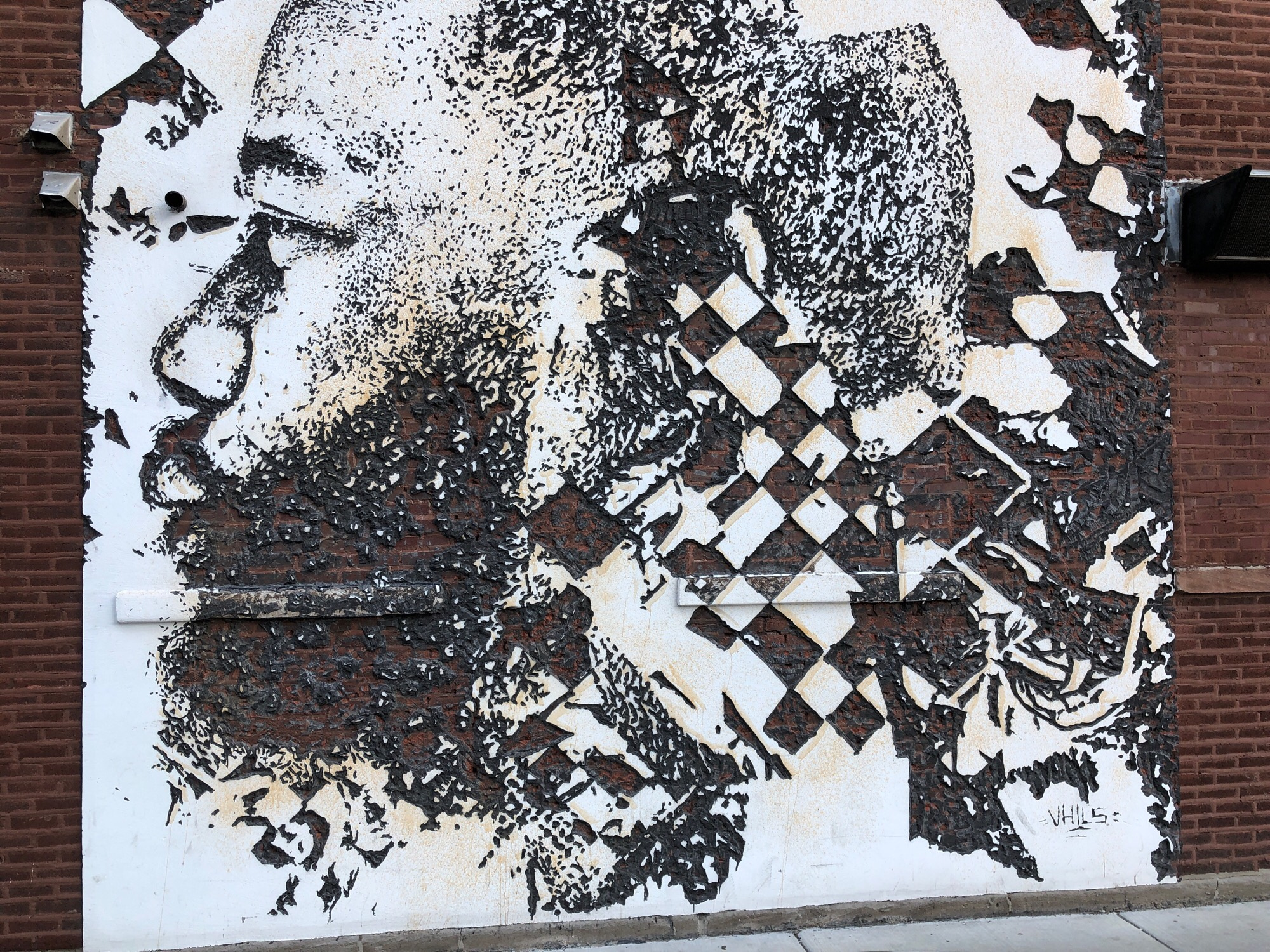 mural in Chicago by artist Vhils. Tagged: Joe Freshgoods