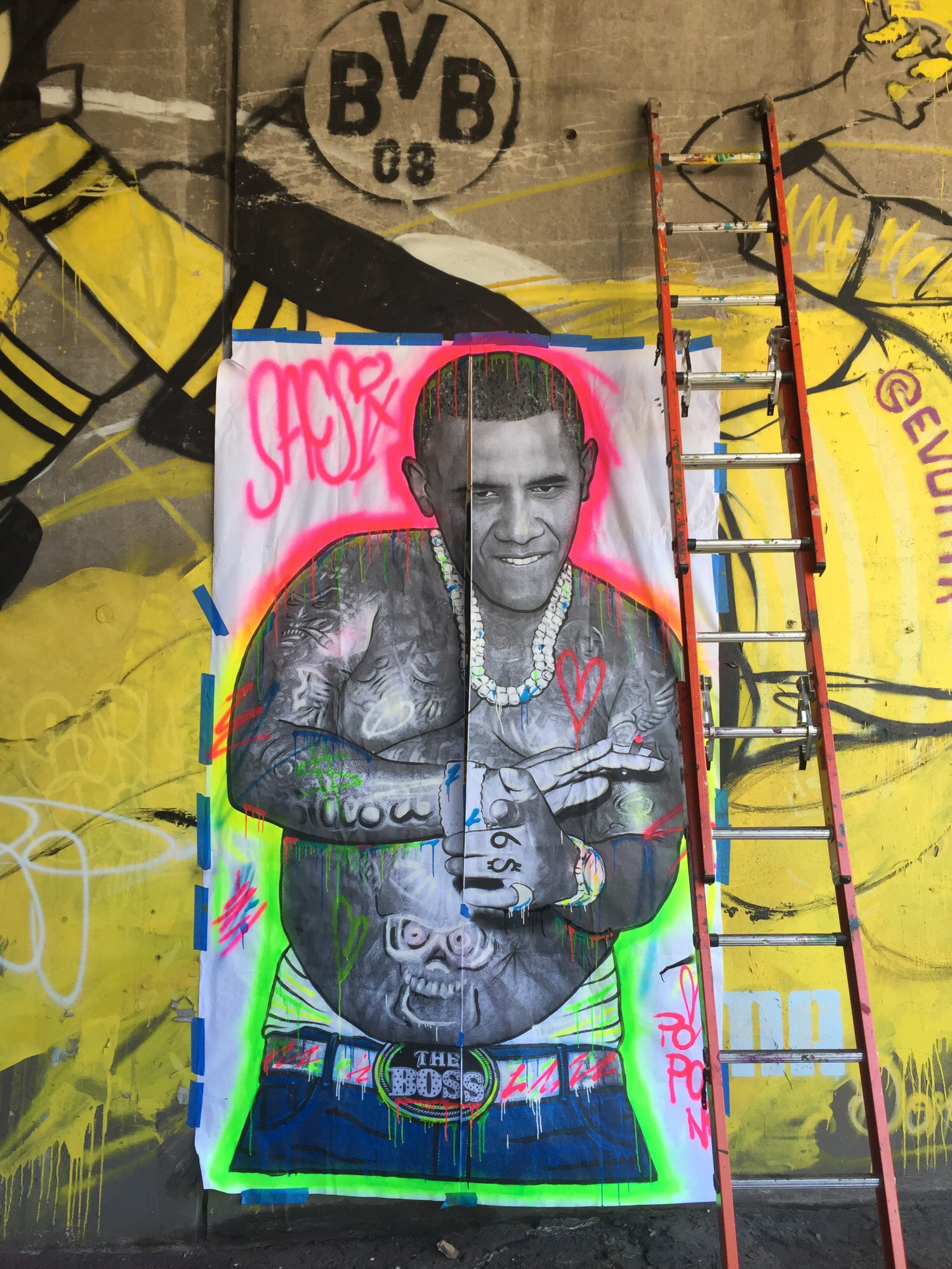 mural in Chicago by artist SacSix. Tagged: Barack Obama