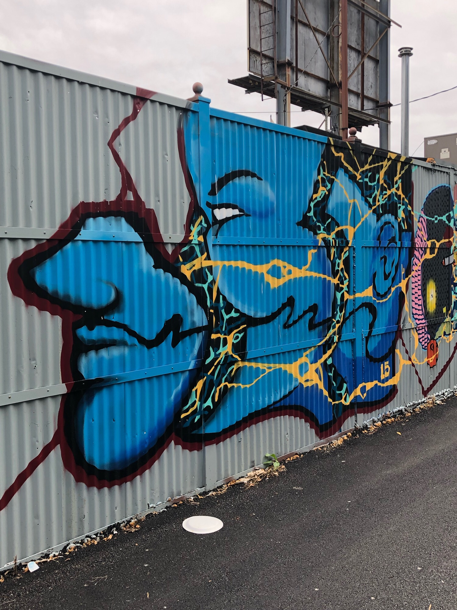 mural in Chicago by artist Orbe Martinez.