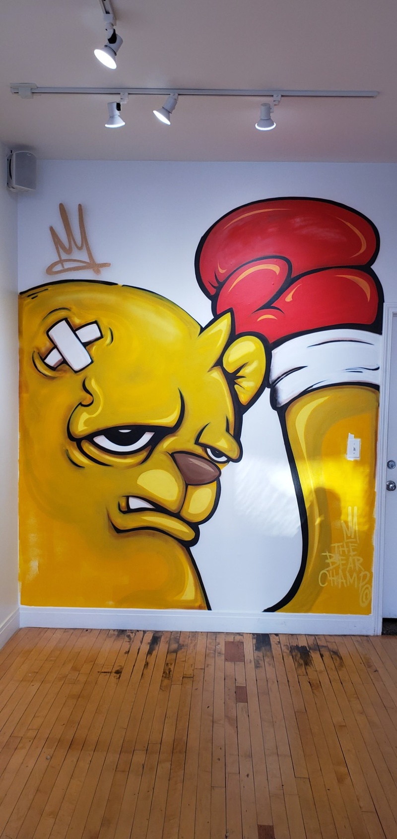 mural in Chicago by artist The Bear Champ.