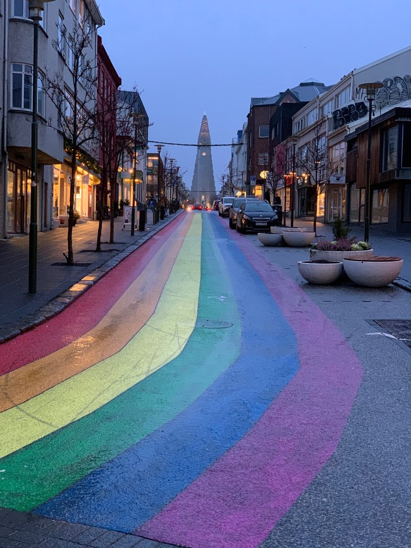 mural in Reykjavík by artist unknown.
