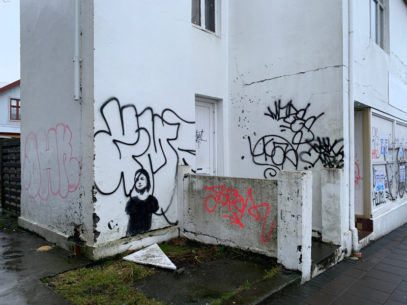 mural in Reykjavík by artist unknown.