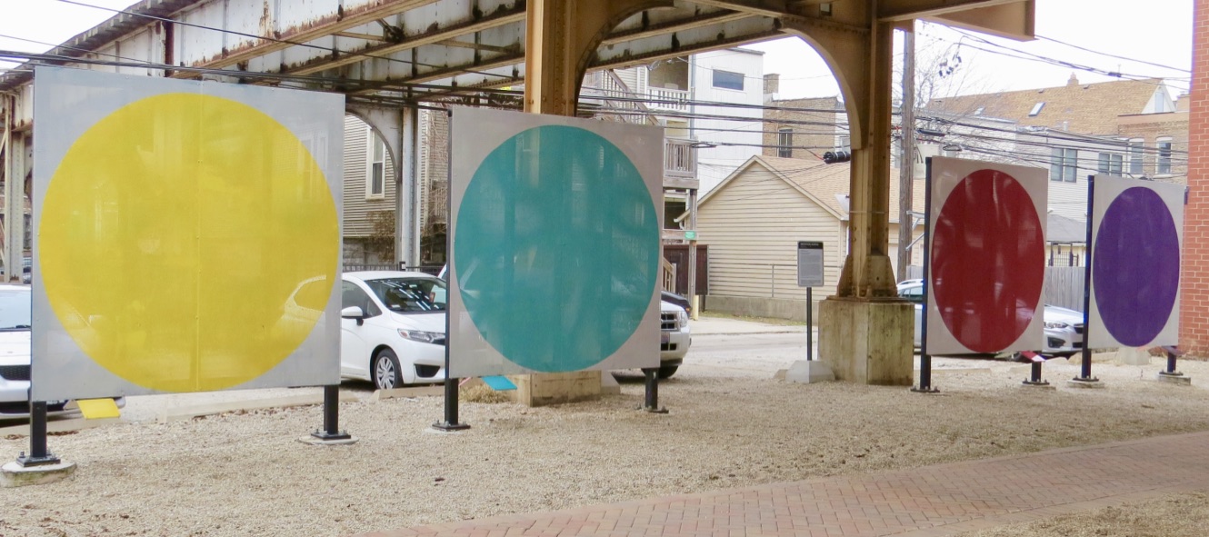 mural in Chicago by artist unknown.