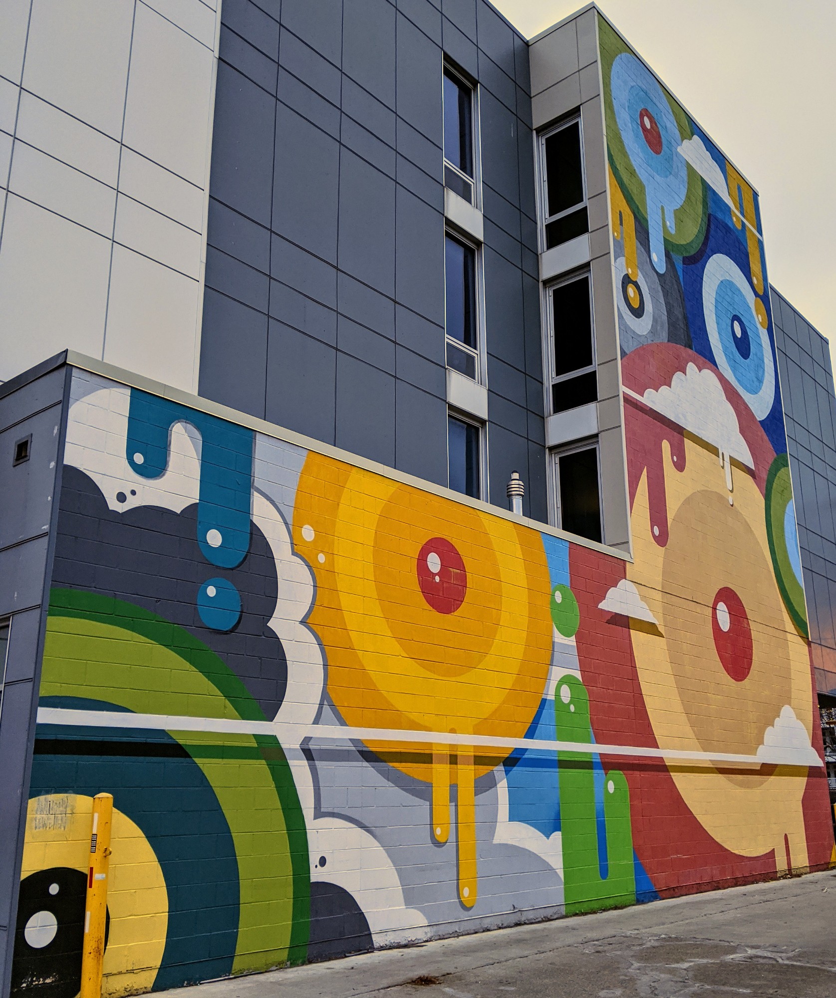 mural in Chicago by artist Anthony Lewellen.