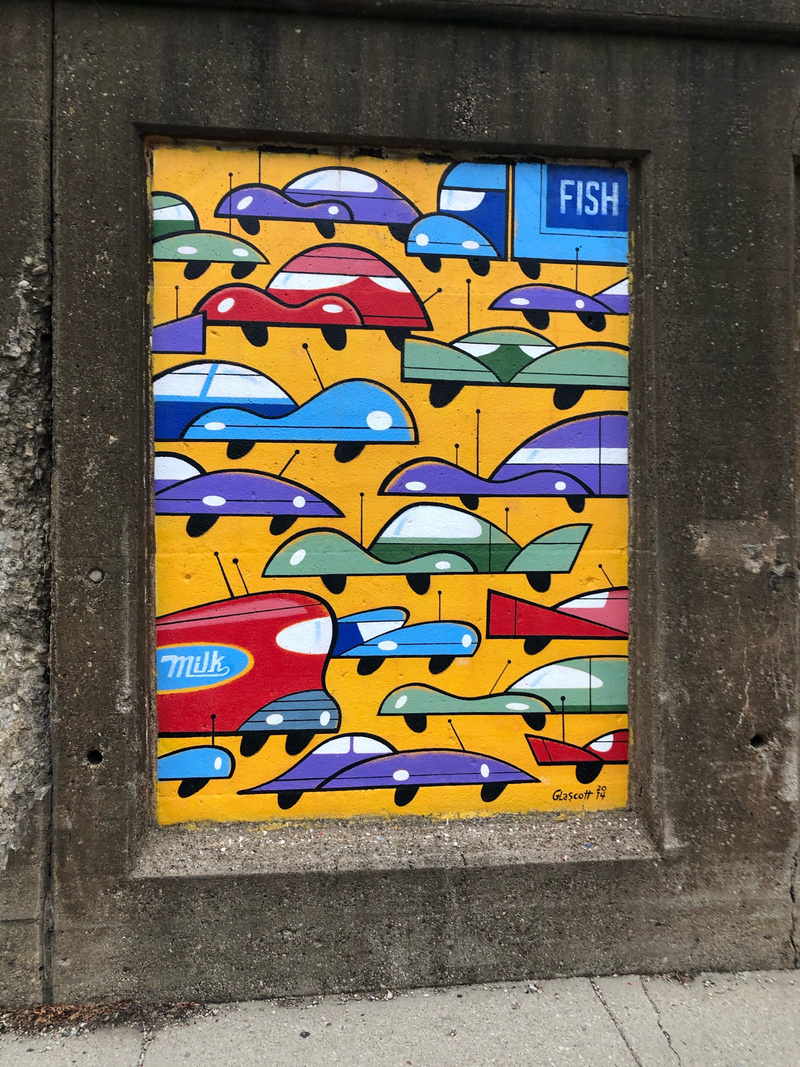 mural in Oak Park by artist Mike Glascott.