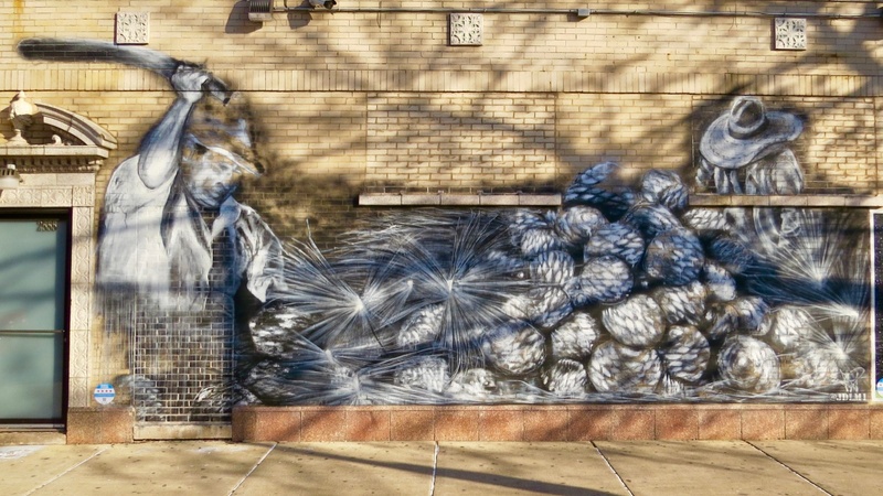 mural in Chicago by artist Juan De La Mora.