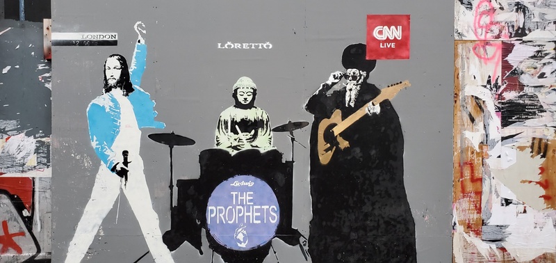 mural in London by artist unknown.