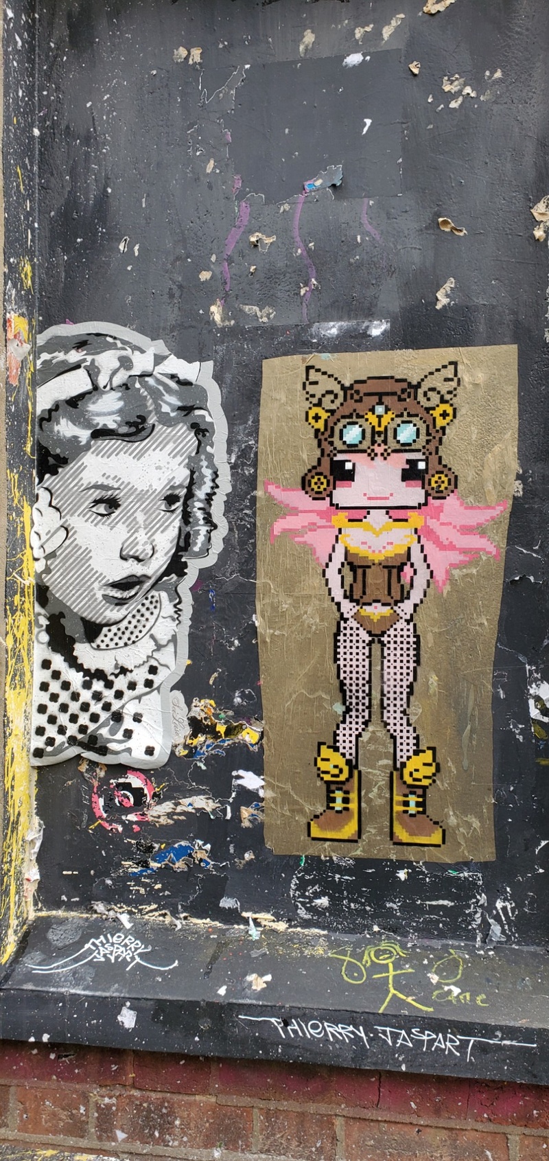 mural in London by artist unknown.