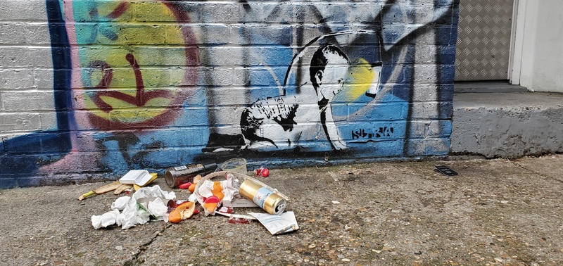 mural in London by artist unknown.