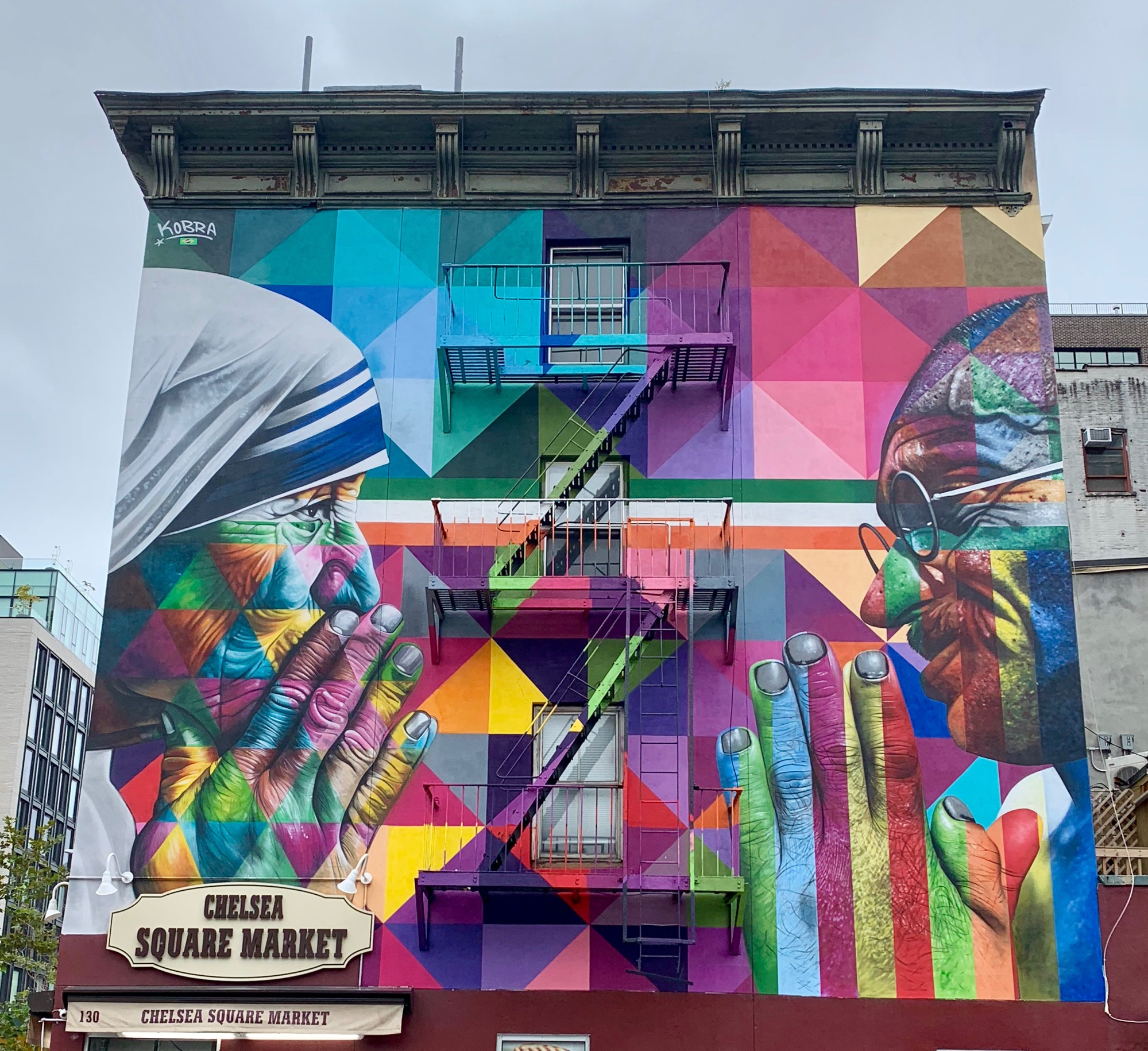 mural in New York by artist Eduardo Kobra. Tagged: Mahatma Gandhi, Mother Teresa