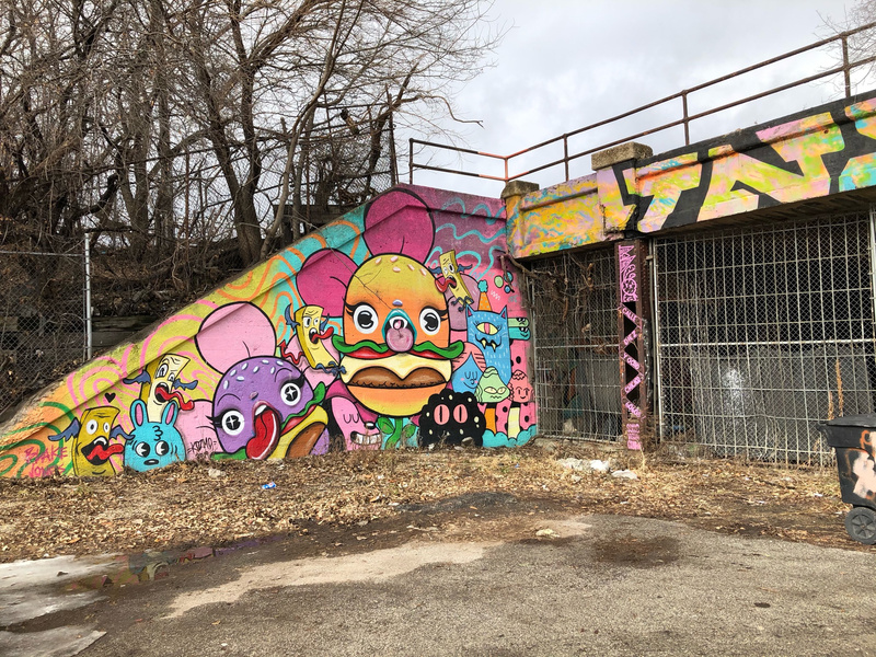 mural in Chicago by artist KOZMO.