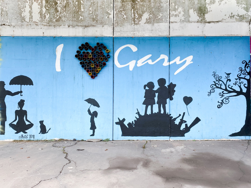 mural in Gary by artist unknown.