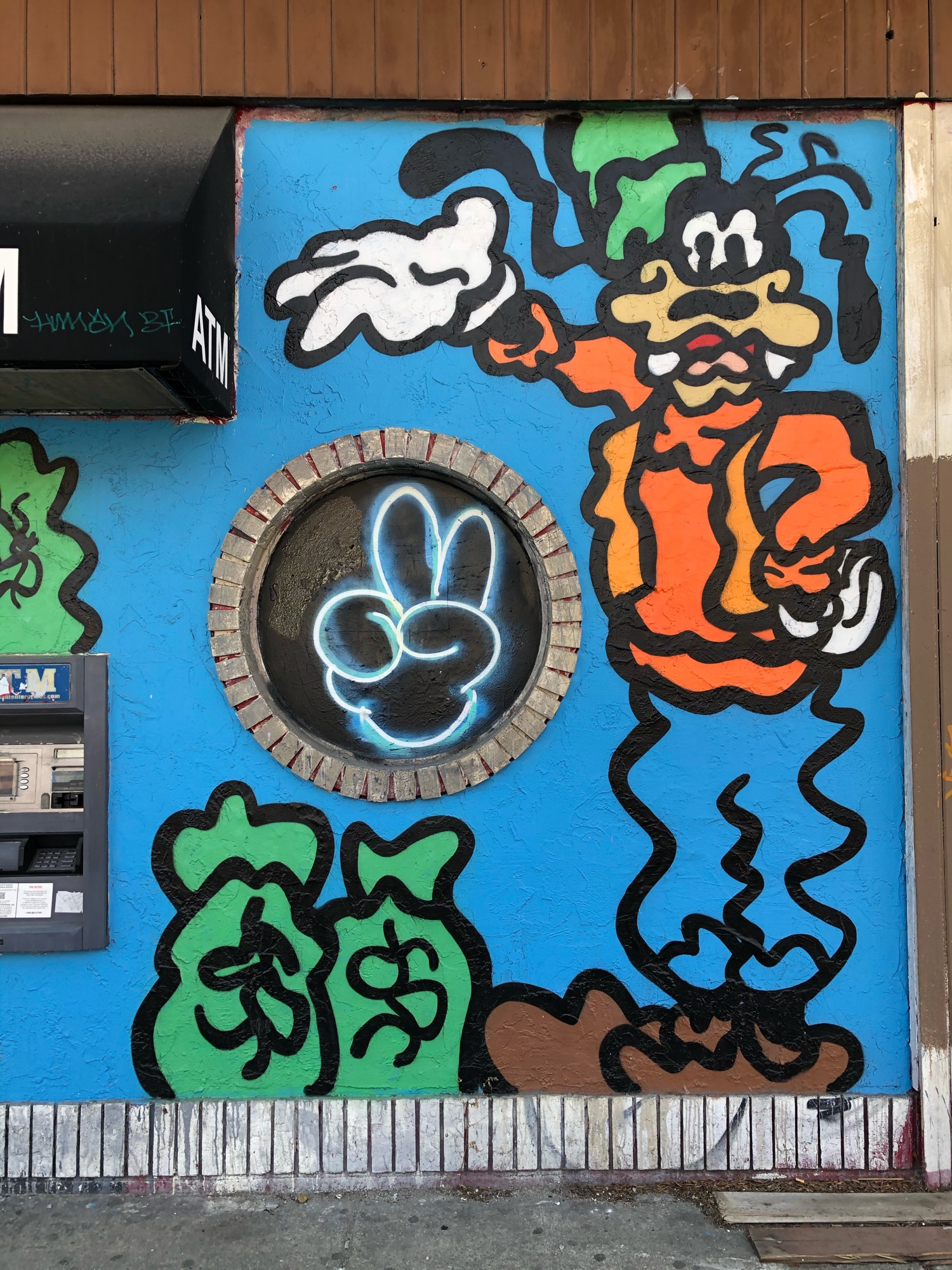 mural in Chicago by artist Wizard Skull.