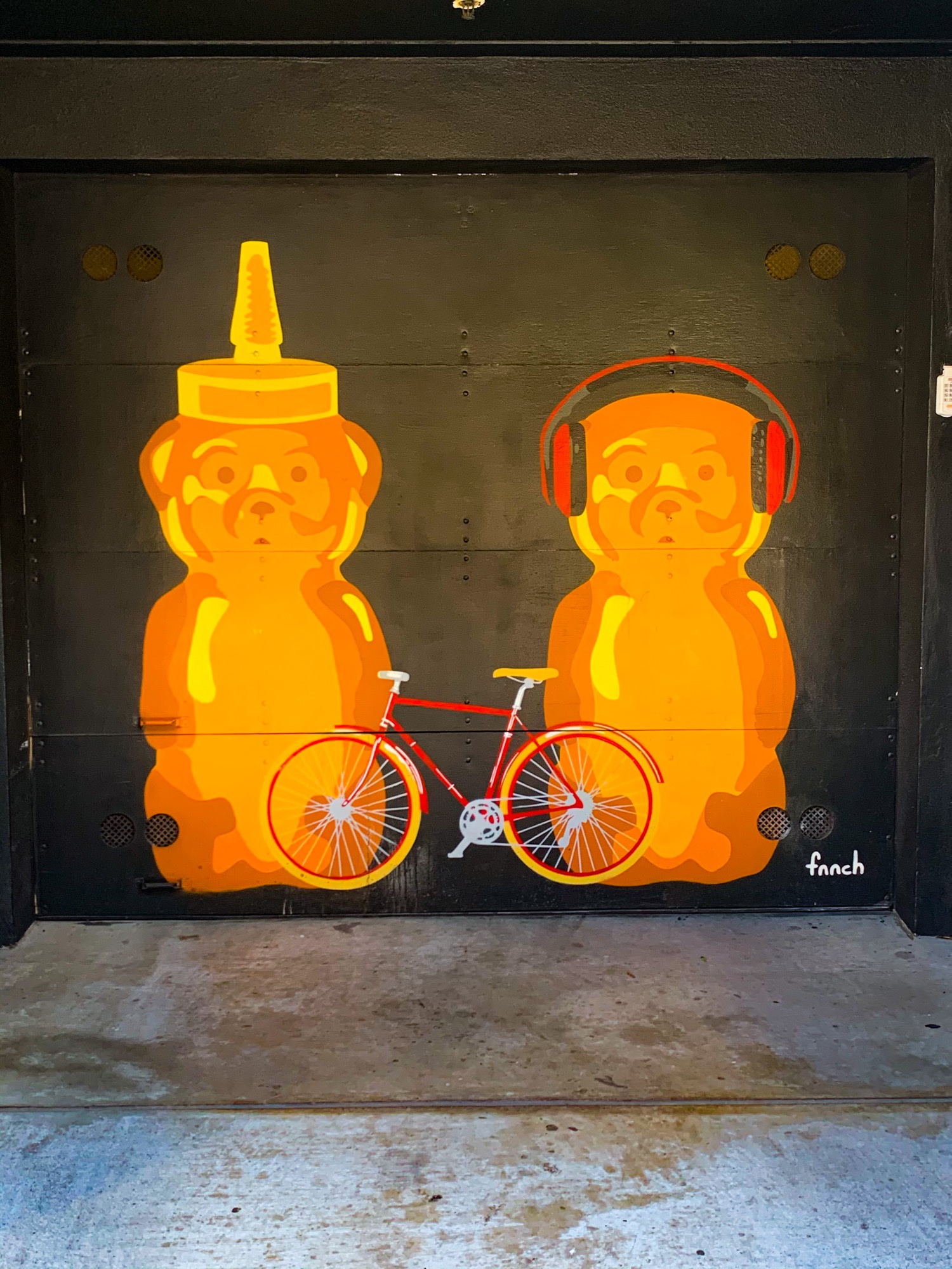 mural in San Francisco by artist fnnch.