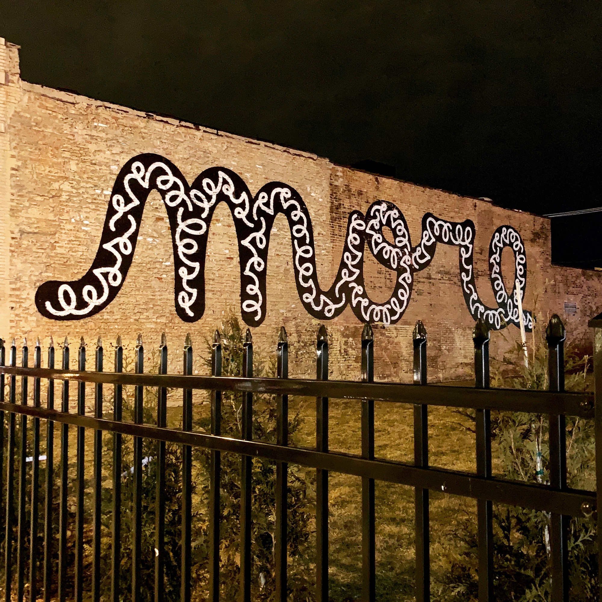 mural in Chicago by artist Matthew Hoffman.