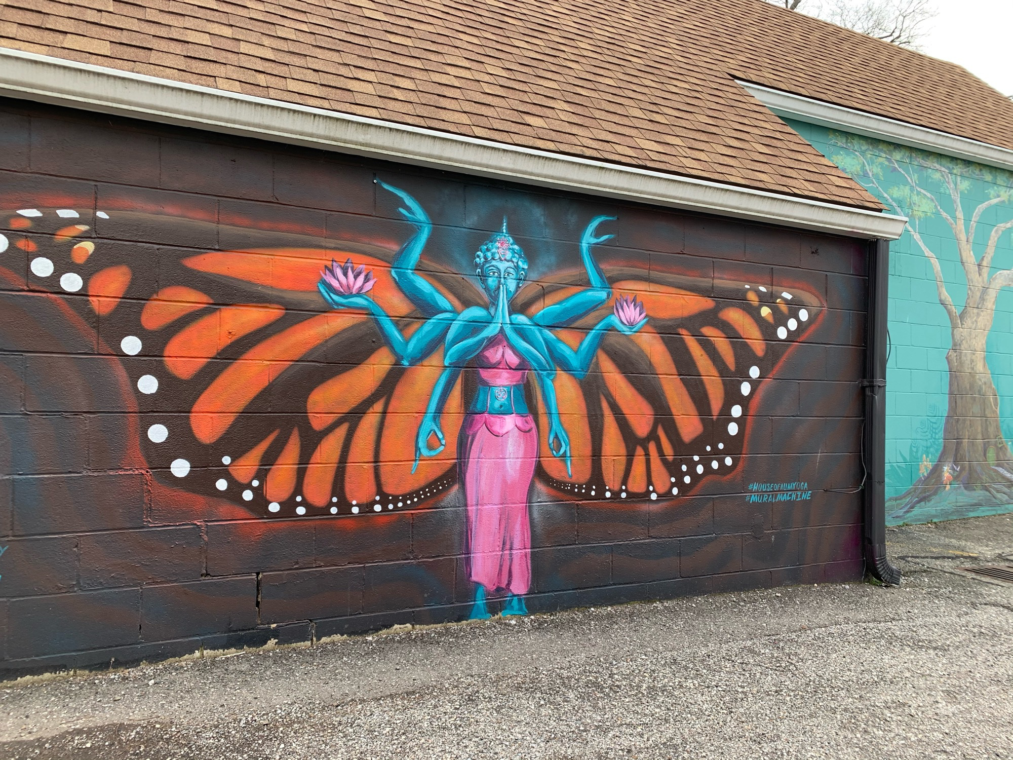mural in Yellow Springs by artist unknown.