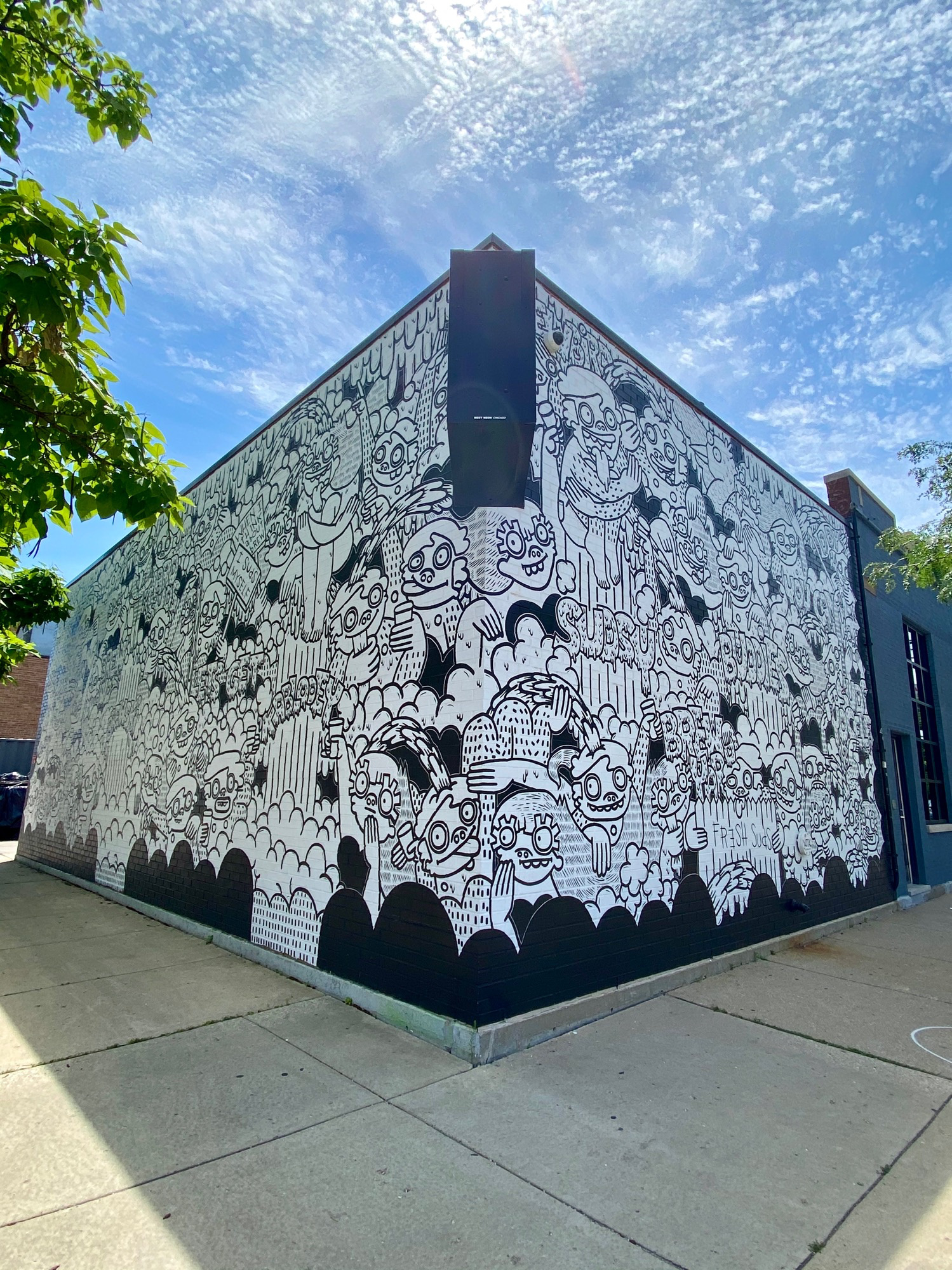 mural in Chicago by artist Lauren Asta.