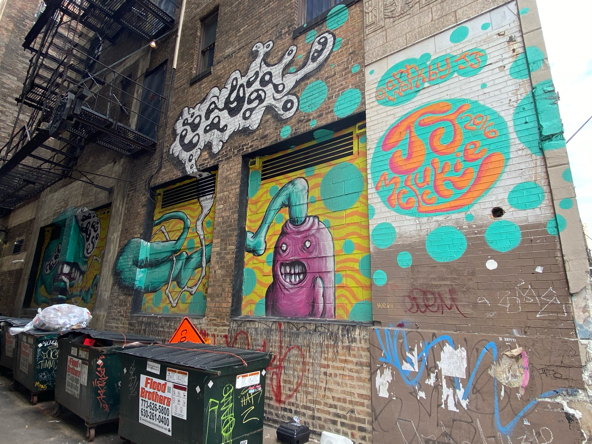 mural in Chicago by artist JJ McLuckie.