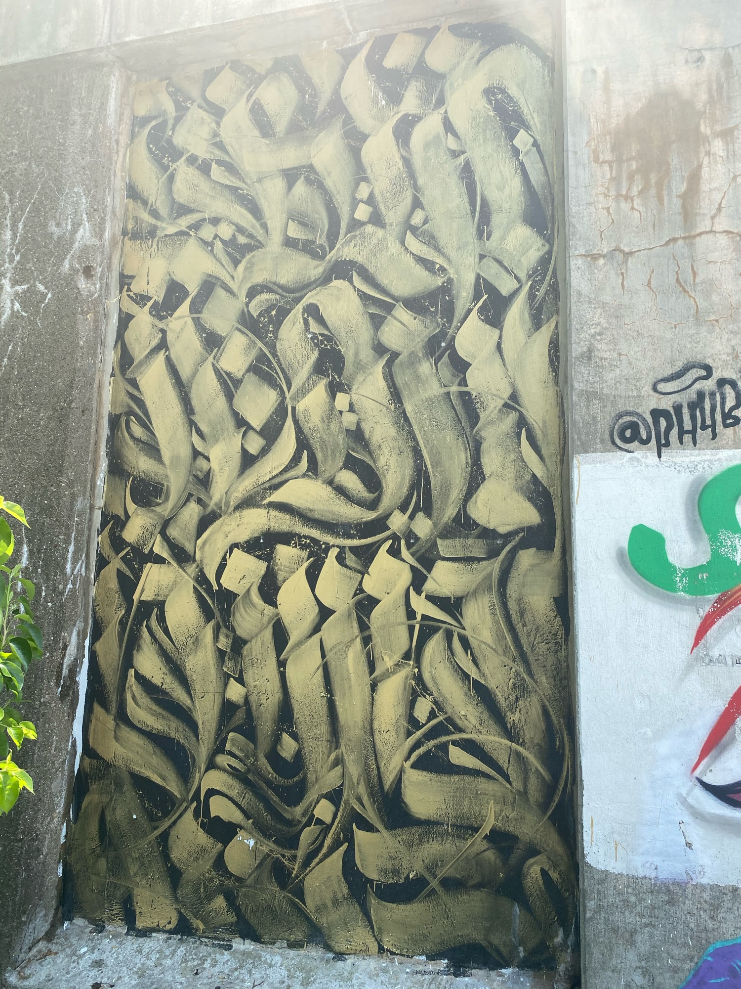 mural in Chicago by artist Tubs Zilla.