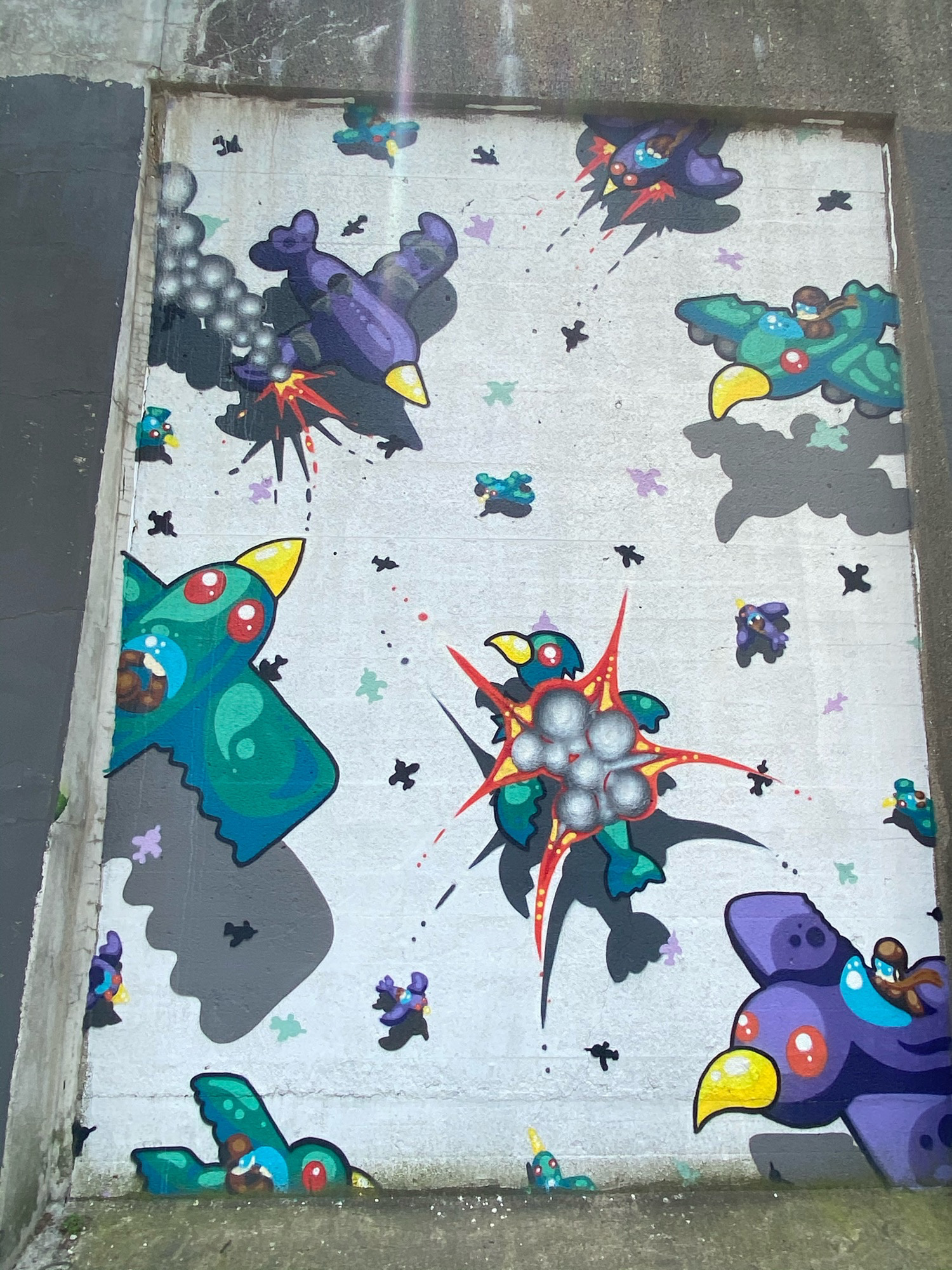 mural in Chicago by artist Rif Raf Giraffe.