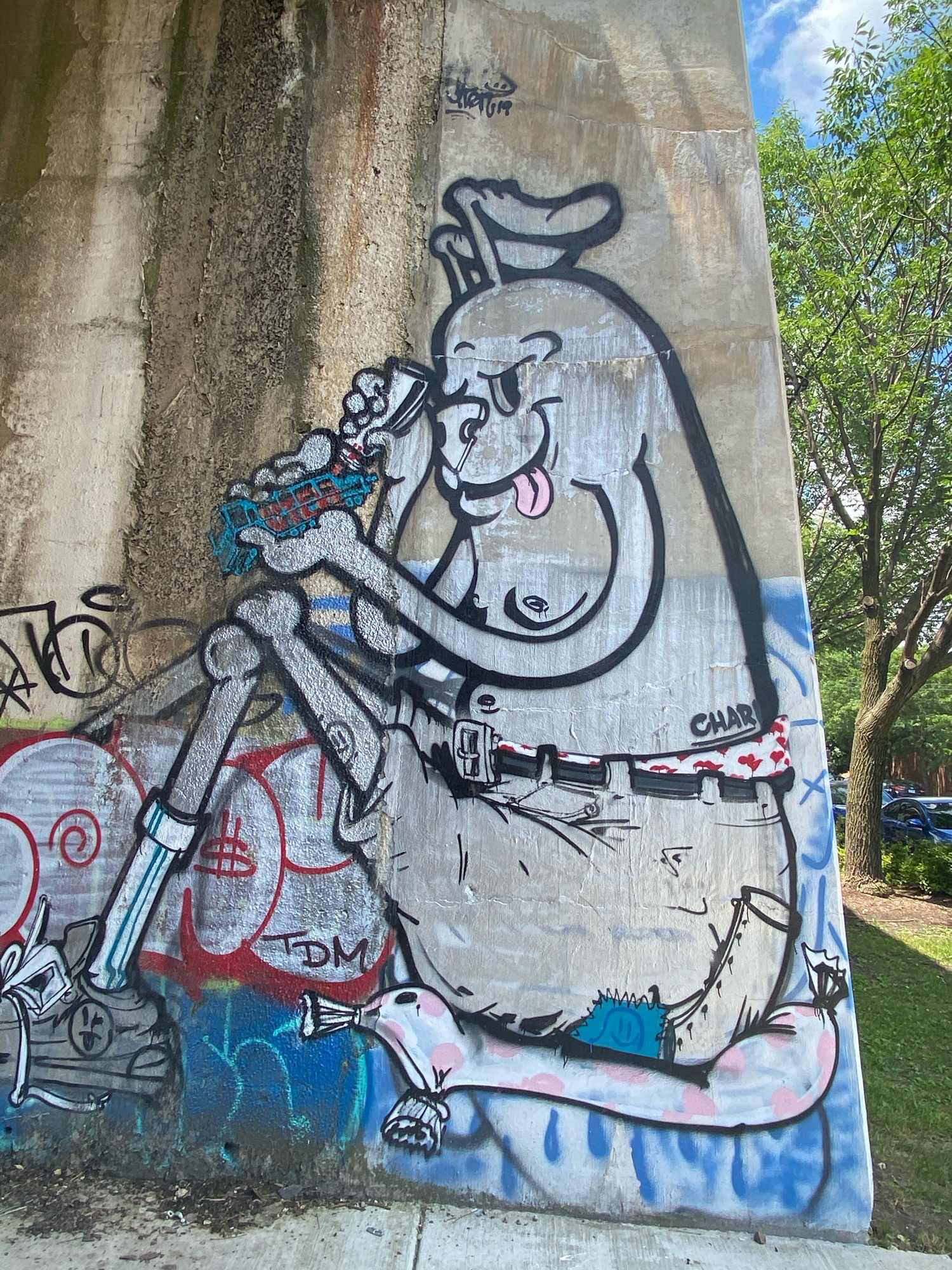 mural in Chicago by artist Uter.