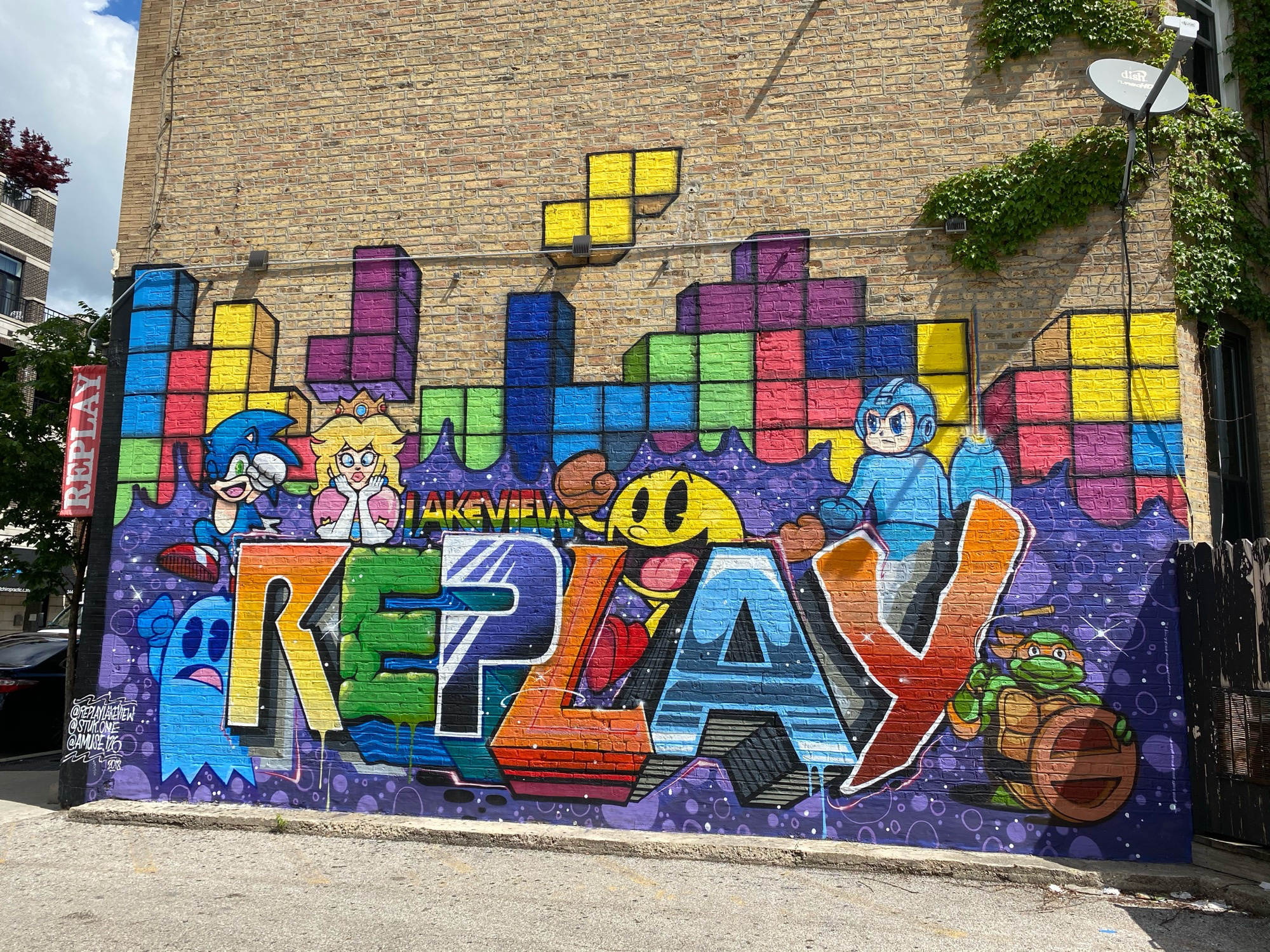 mural in Chicago by artist stuk1. Tagged: Sonic, Tetris