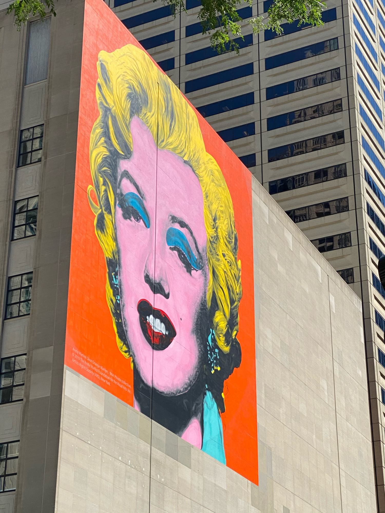 mural in Chicago by artist Jeff Zimmermann.