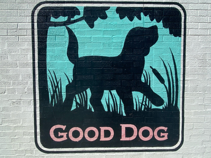 mural in Chicago by artist unknown.