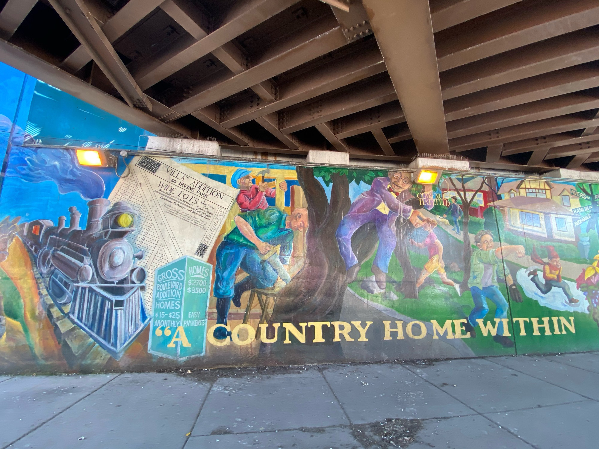 mural in Chicago by artist unknown.