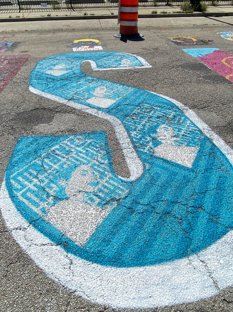 mural in Chicago by artist unknown.