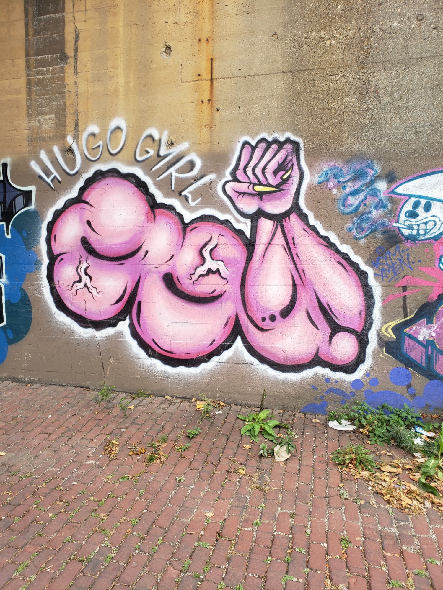 mural in Chicago by artist unknown.