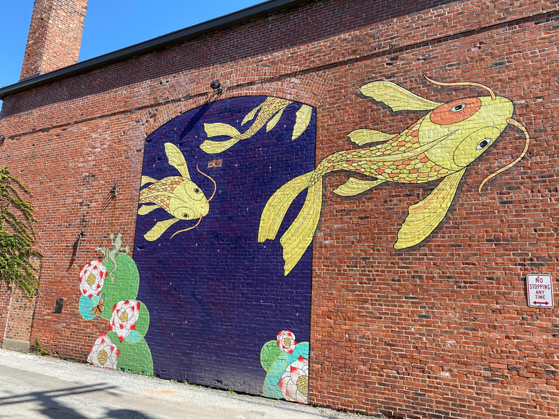 mural in Columbus by artist unknown.