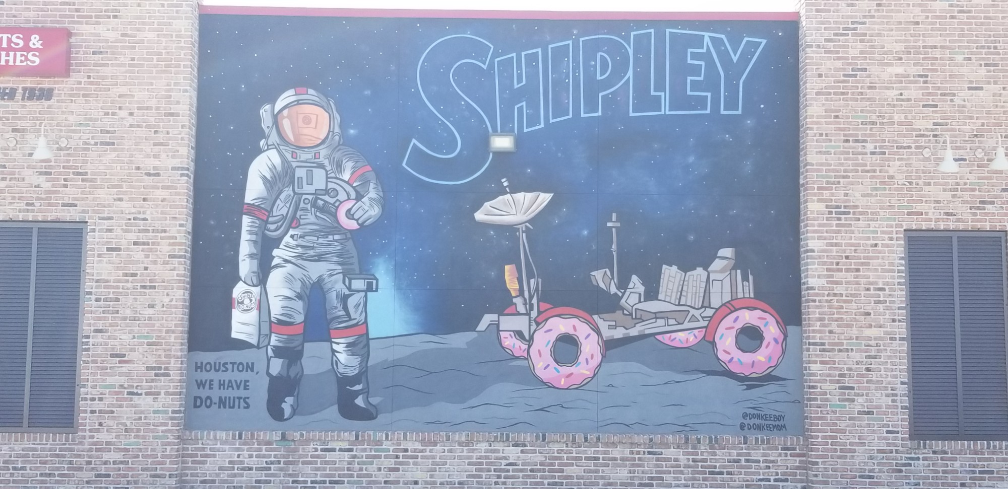 mural in Houston by artist Donkeeboy.