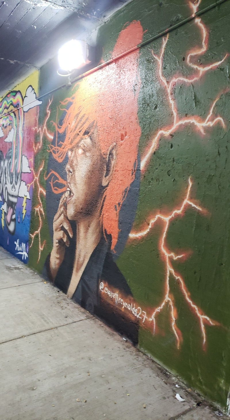 mural in by artist unknown.