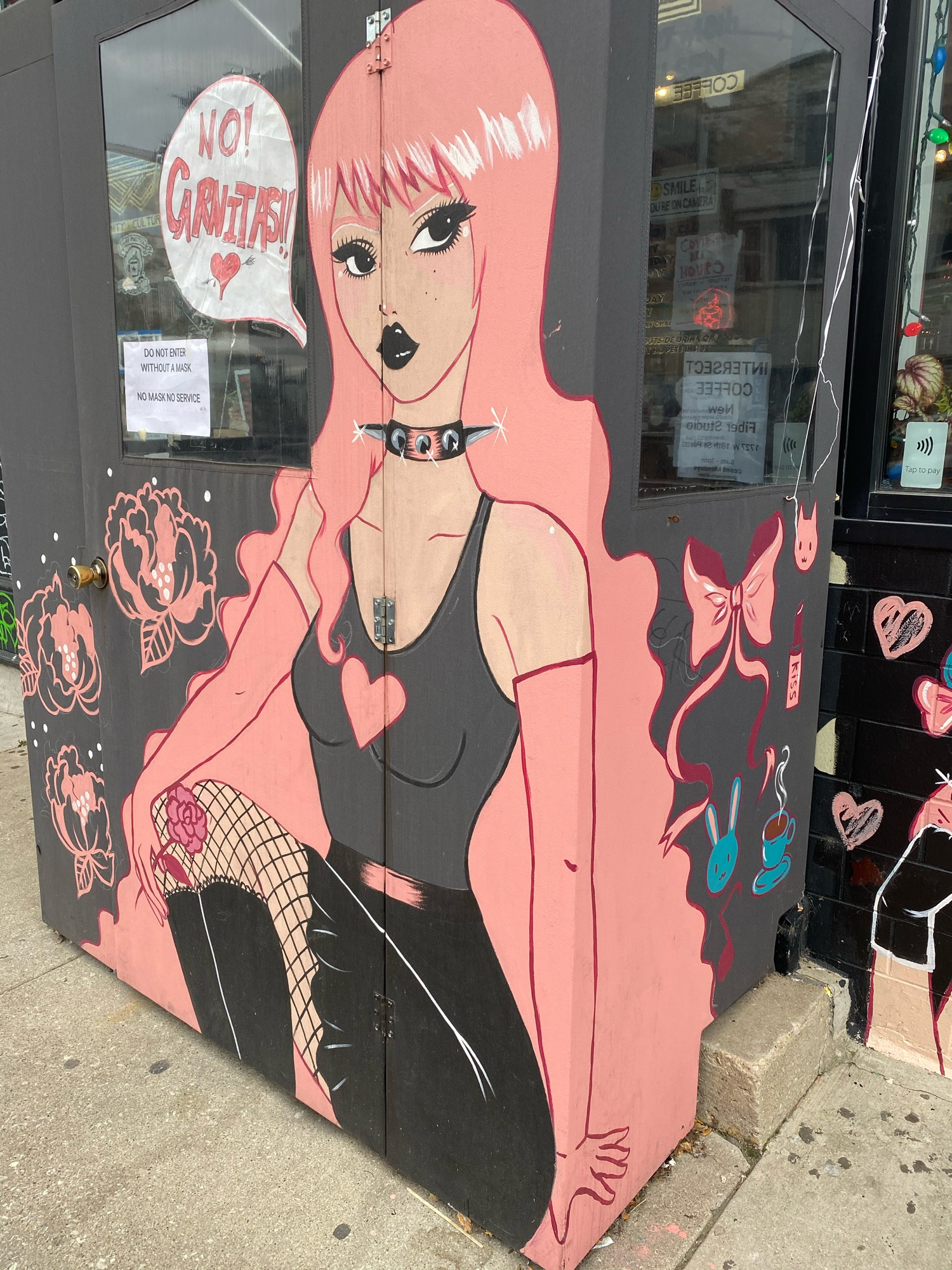 mural in Chicago by artist Isamar Medina.