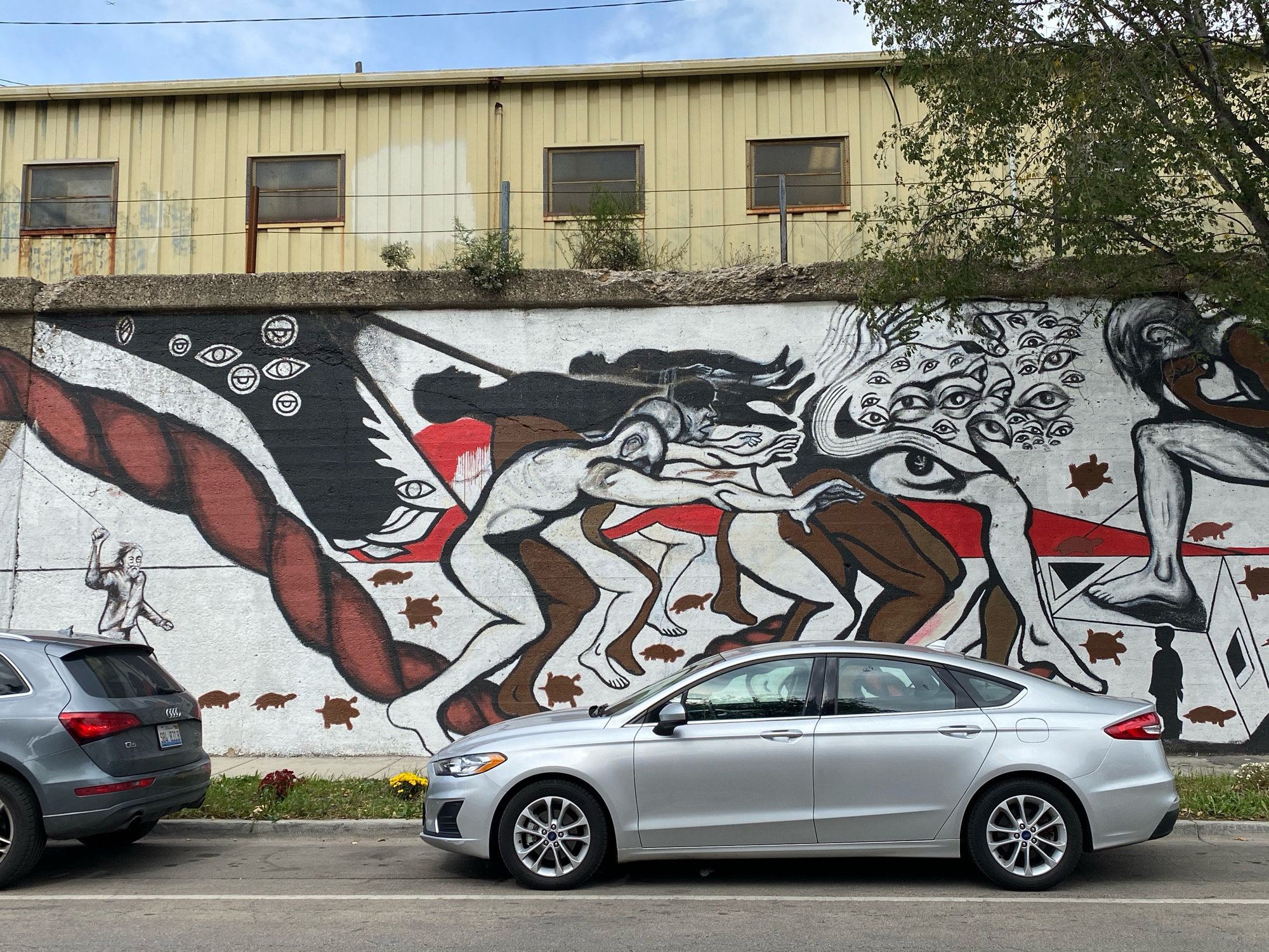 mural in Chicago by artist unknown.
