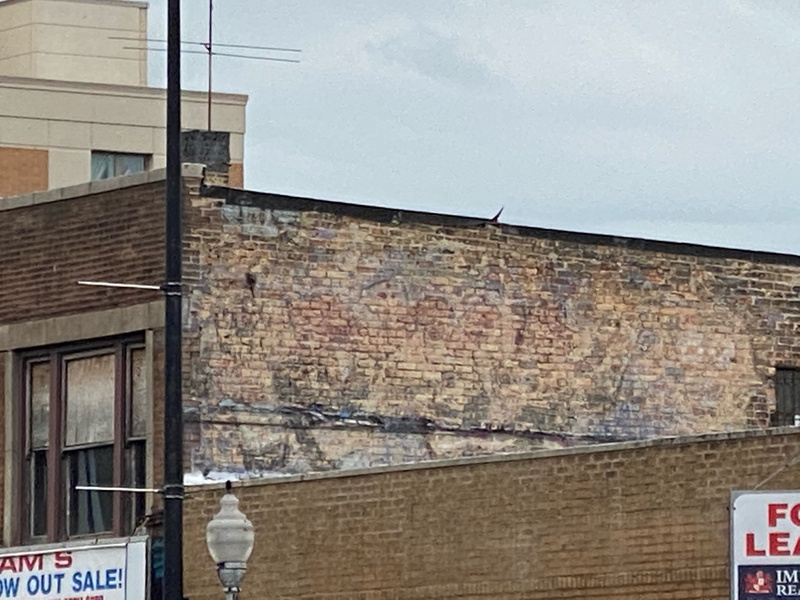 mural in Chicago by artist unknown.