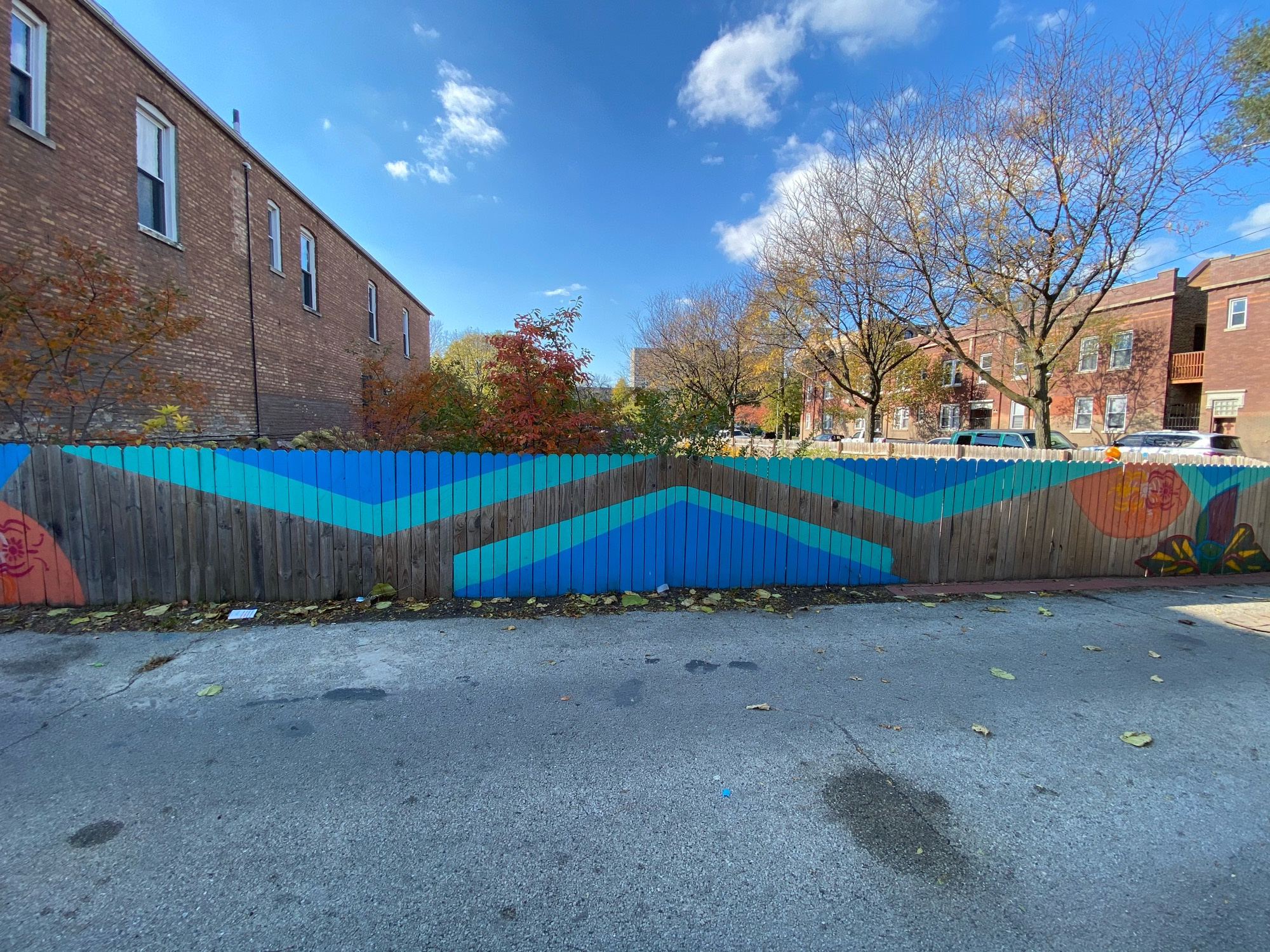 mural in Chicago by artist unknown.