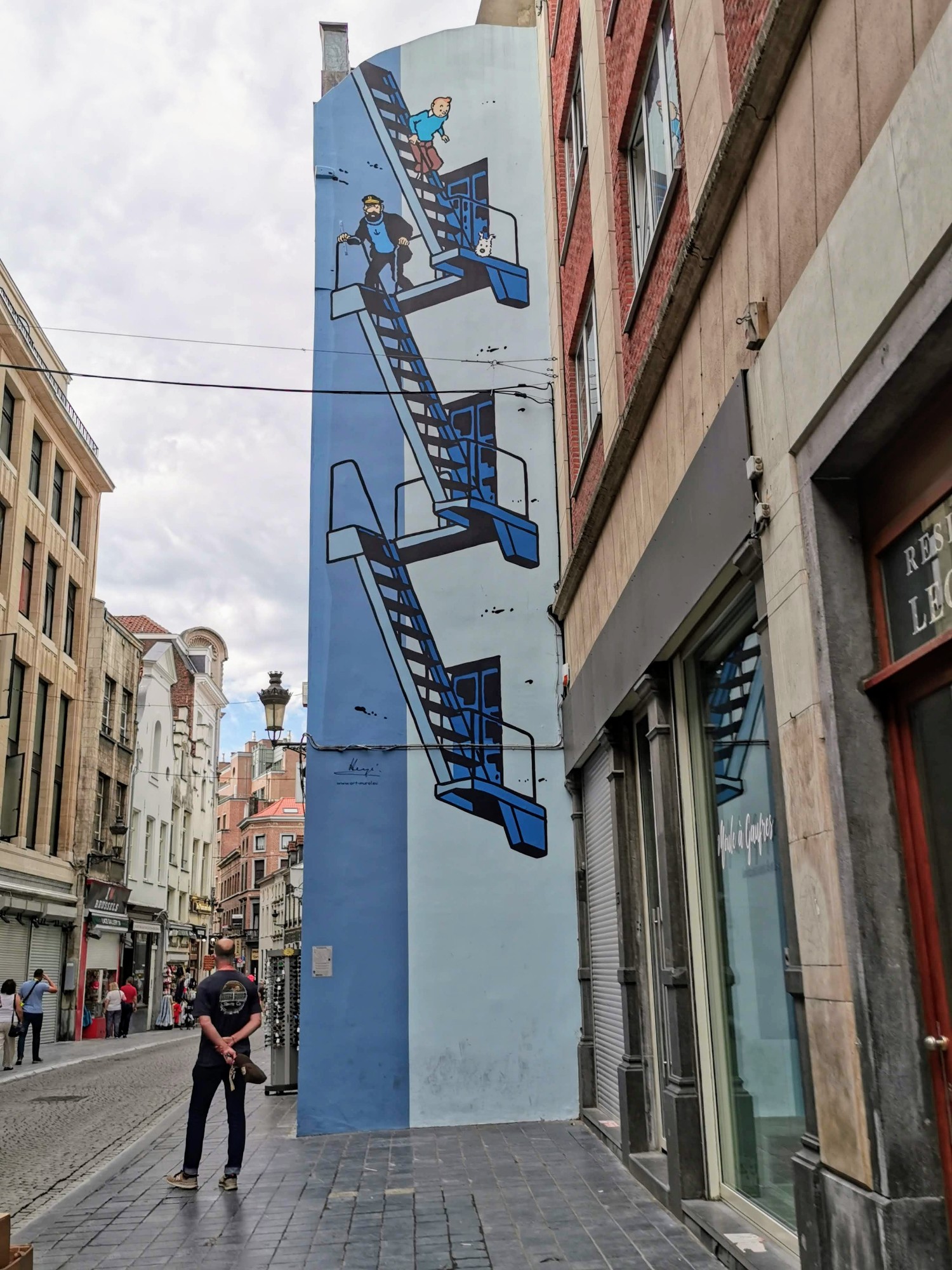 mural in Brussel by artist unknown. Tagged: Tintin