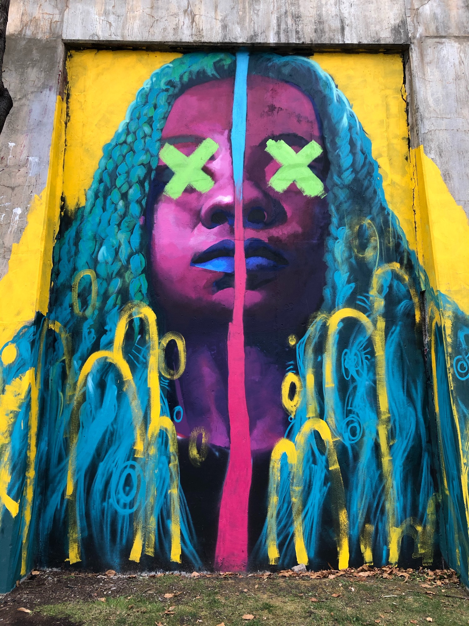 mural in Chicago by artist Oscar Joyo.