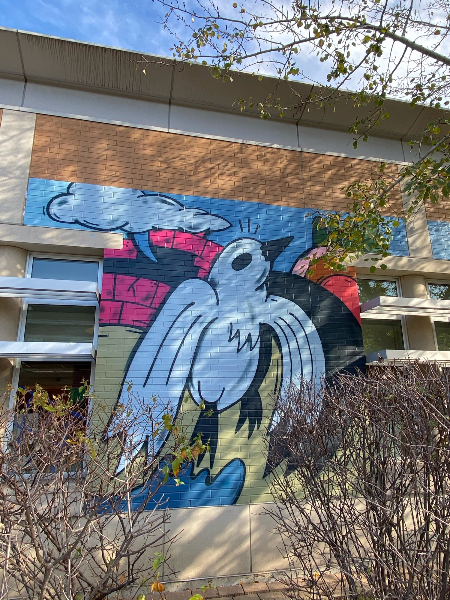 mural in Chicago by artist Sentrock.